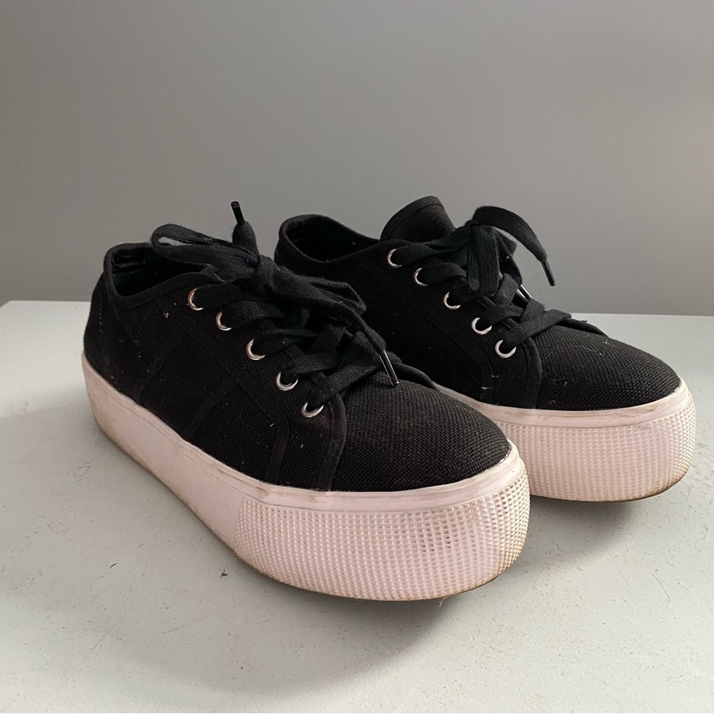 Steve Madden Emmi Black Canvas Platform Sneakers - Size 8